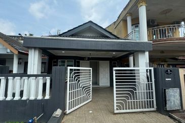 Taman Pinggiran Batu Caves