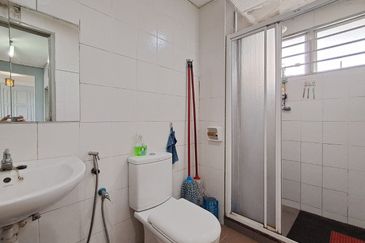 Penaga @ Taman Raintree