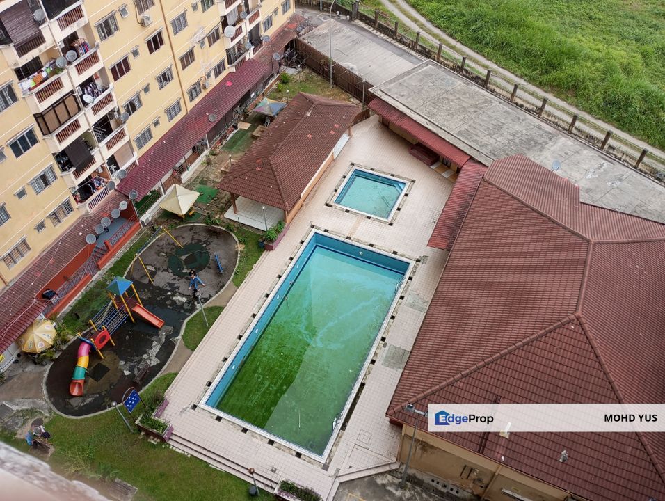 Laksamana Puri Batu Caves | Strategic Location | Matured & Prime Area | Nice View From Balcony | REDUCED ASKING PRICE, Selangor, Batu Caves 