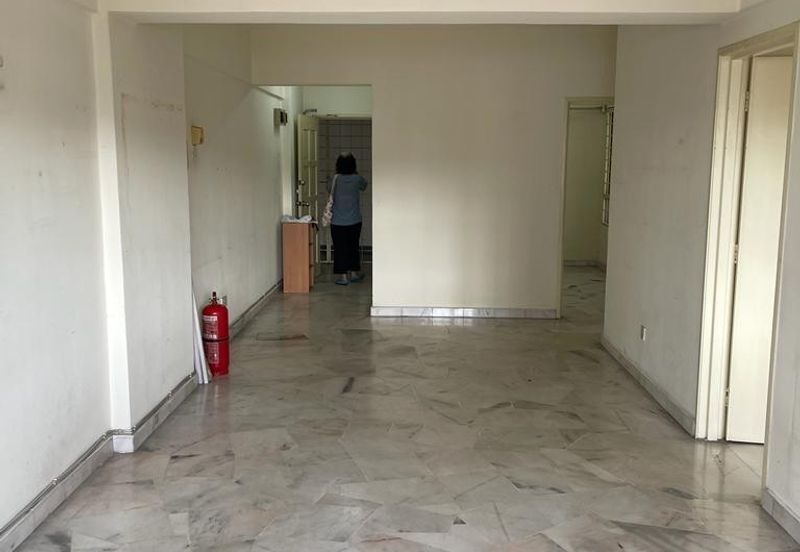 Danau Idaman Condominium