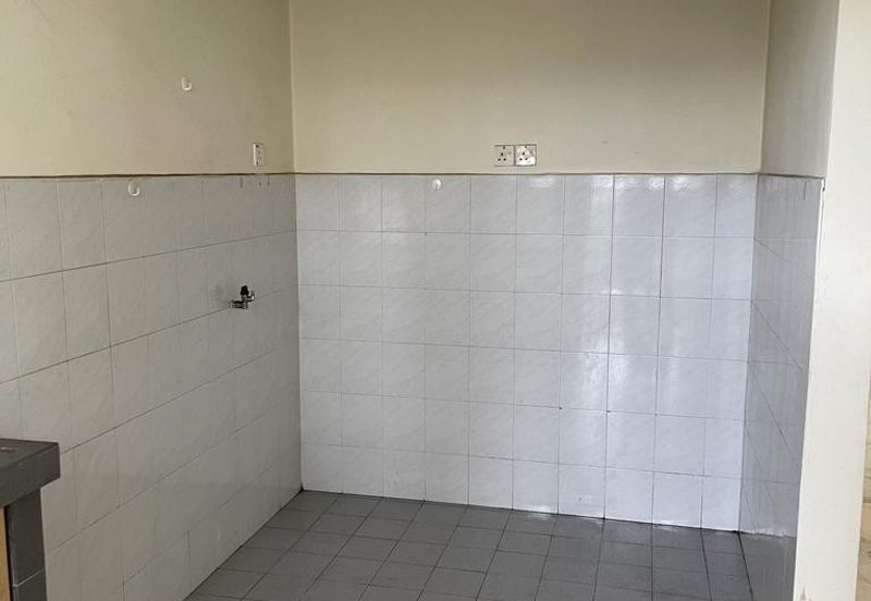 Danau Idaman Condominium