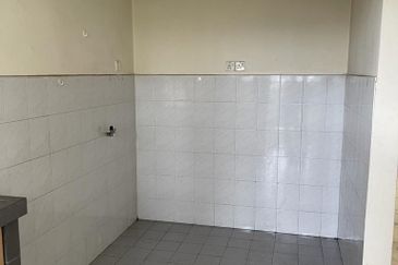 Danau Idaman Condominium