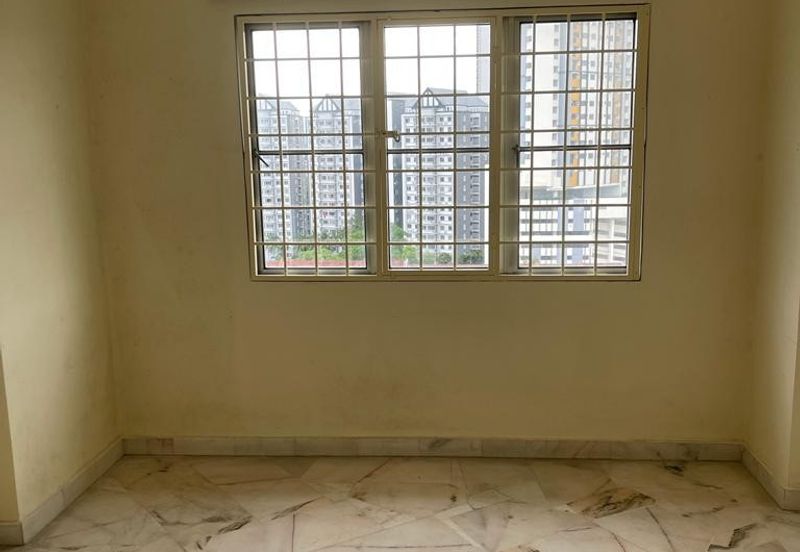 Danau Idaman Condominium