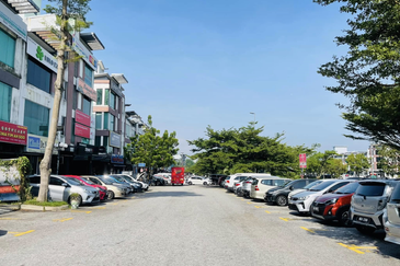 Bandar Mahkota Cheras