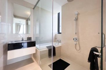 Pavilion Ceylon Hill