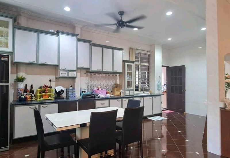 Bandar Tun Hussein Onn