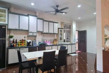 Bandar Tun Hussein Onn