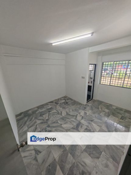 Ampang Bukit Permai ground floor 3r2b for sales, Selangor, Cheras