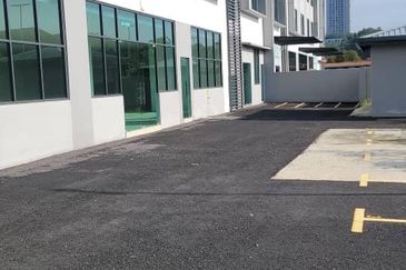 Kampung Baru Seri Kembangan [Industrial]