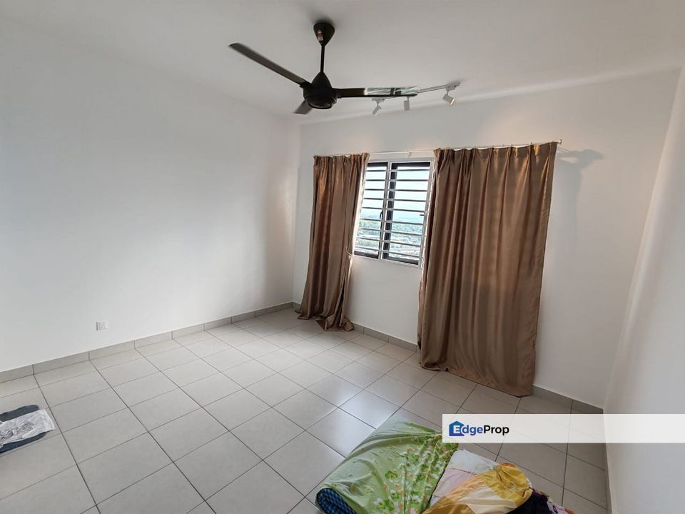 The Netizen walking to MRT, Selangor, Cheras