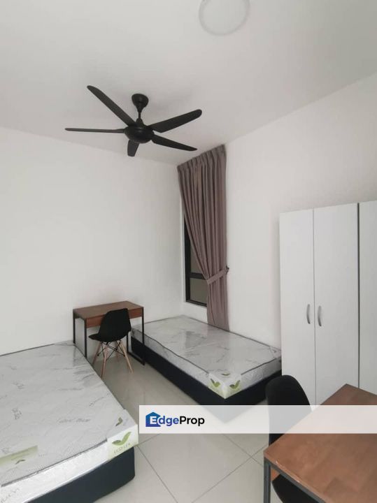 Low proce of Riana south for selling. Opposite is UCSI University. High rental return, Kuala Lumpur, Cheras