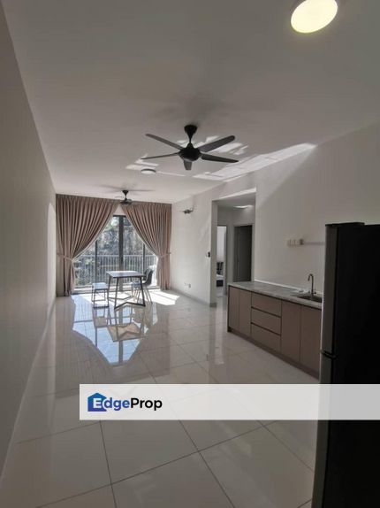 Low proce of Riana south for selling. Opposite is UCSI University. High rental return, Kuala Lumpur, Cheras