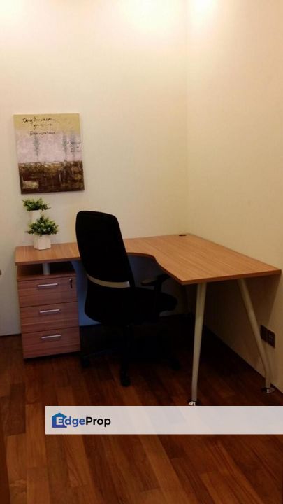 Besides of KLCC park, 7 mins walking to Suria KLCC Twin Towers, Kuala Lumpur, KLCC