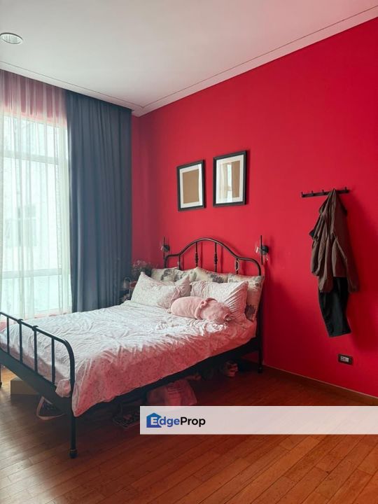 Pearl @ KLCC located at KLCC walkable area. Big size partial furnished with reasonable price, Kuala Lumpur, KLCC