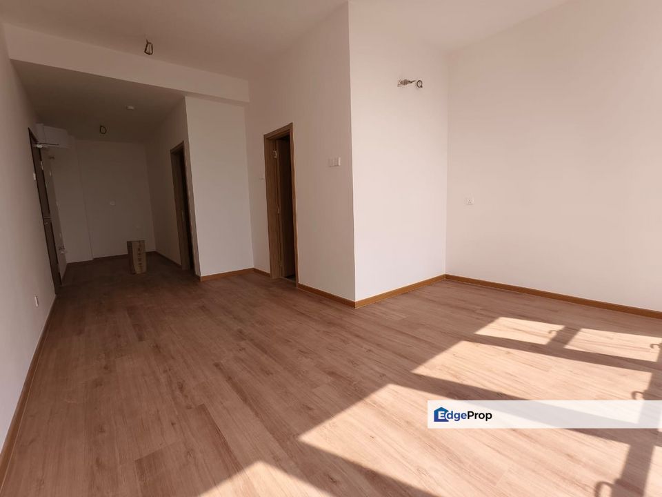 BRAND NEW UNIT, FOR SELLING. OPPOSITE MRT RAJA UDA, NEAR TO HKL & IJN, Kuala Lumpur, KL City