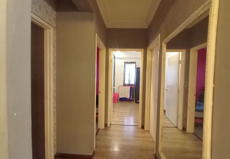 FOR SALE - Level 1 Casaria Apartment Bandar Country Homes Rawang