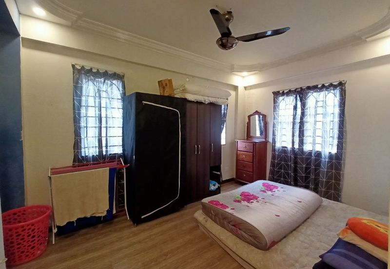 FOR SALE - Level 1 Casaria Apartment Bandar Country Homes Rawang