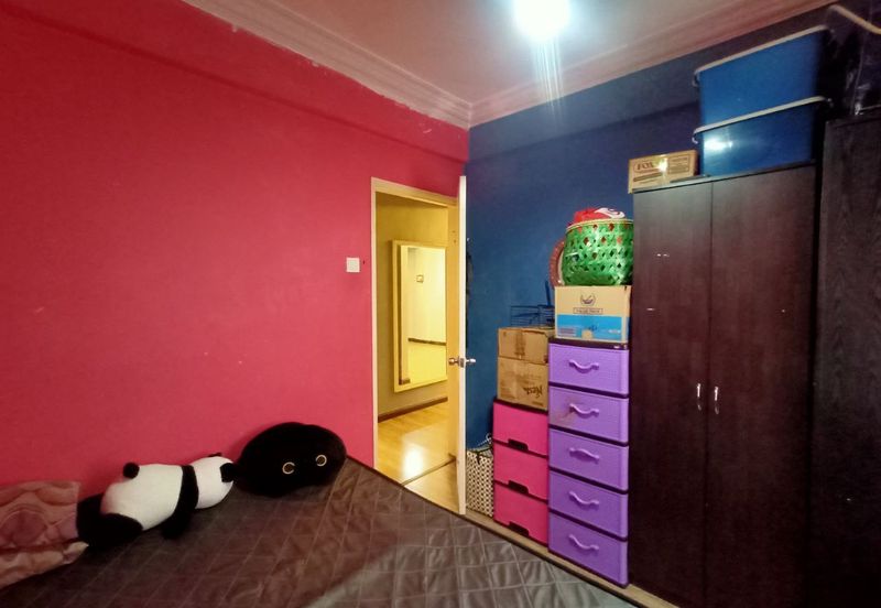 FOR SALE - Level 1 Casaria Apartment Bandar Country Homes Rawang