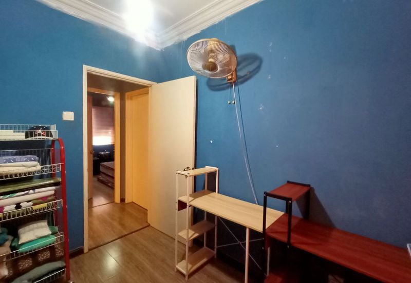 FOR SALE - Level 1 Casaria Apartment Bandar Country Homes Rawang