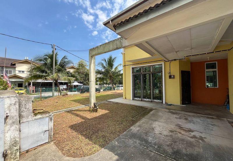 Kota Puteri, Batu Arang