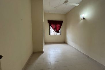 Kota Puteri, Batu Arang