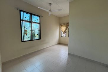 Kota Puteri, Batu Arang