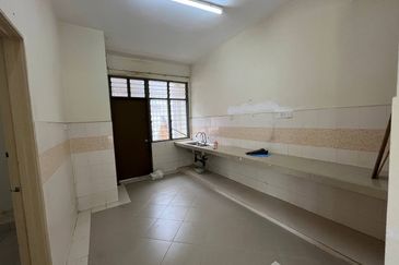 Kota Puteri, Batu Arang