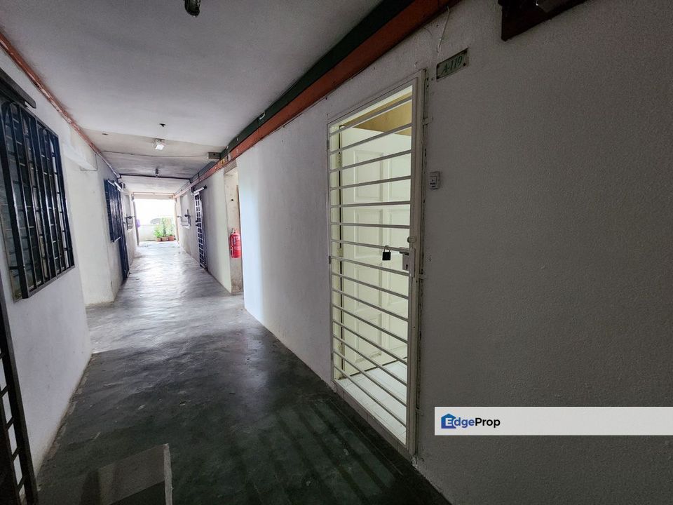 FOR SALE - Level 1 Refurbished Unit Apartment Impian Blok A Damansara Damai, Selangor, Damansara Damai