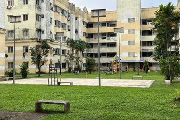 Pangsapuri Mutiara Subang