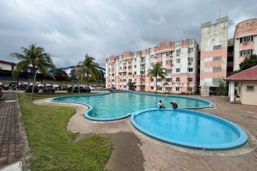 Pangsapuri Mutiara Subang