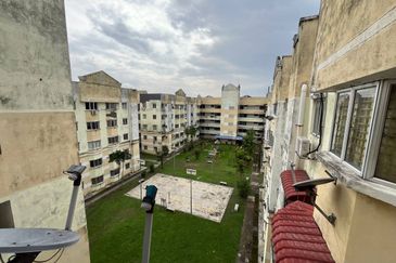 Pangsapuri Mutiara Subang