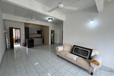 Pangsapuri Mutiara Subang