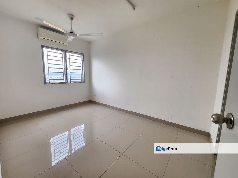 FOR SALE - GOOD Deal Sentrovue Service Apartment Blok A Puncak Alam, Selangor, Bandar Puncak Alam