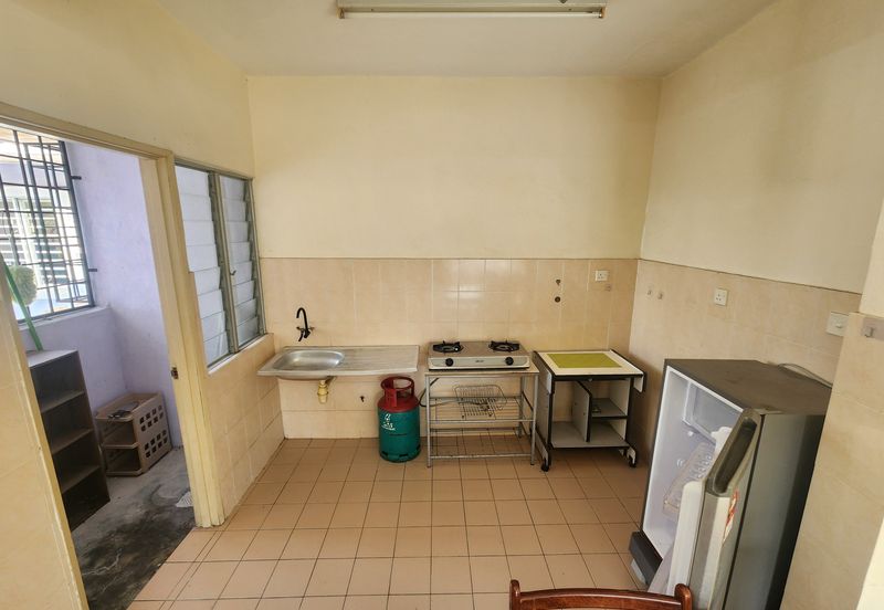 Residensi Warnasari 3