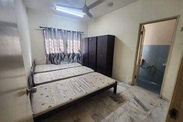 Residensi Warnasari 3