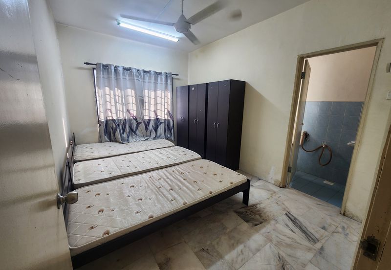 Residensi Warnasari 3