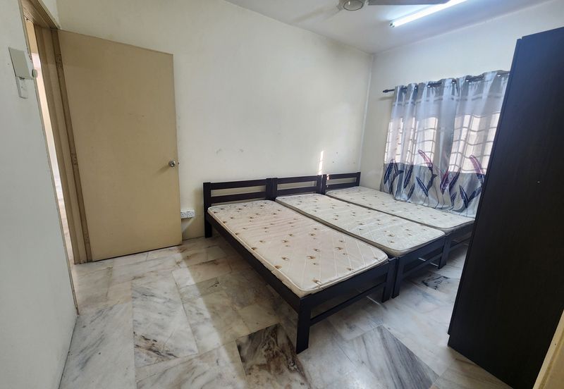 Residensi Warnasari 3