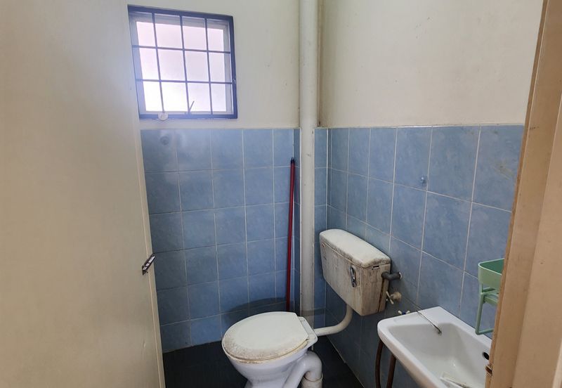 Residensi Warnasari 3