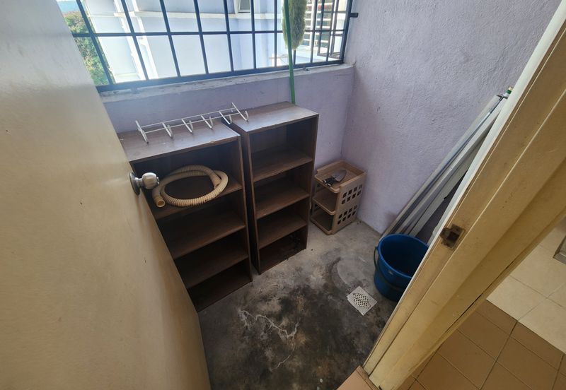 Residensi Warnasari 3