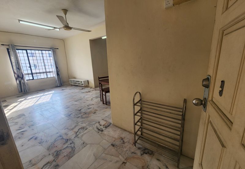 Residensi Warnasari 3