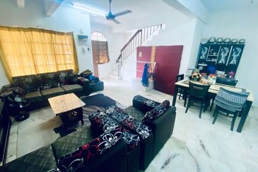 Persiaran Puncak Alam 2 