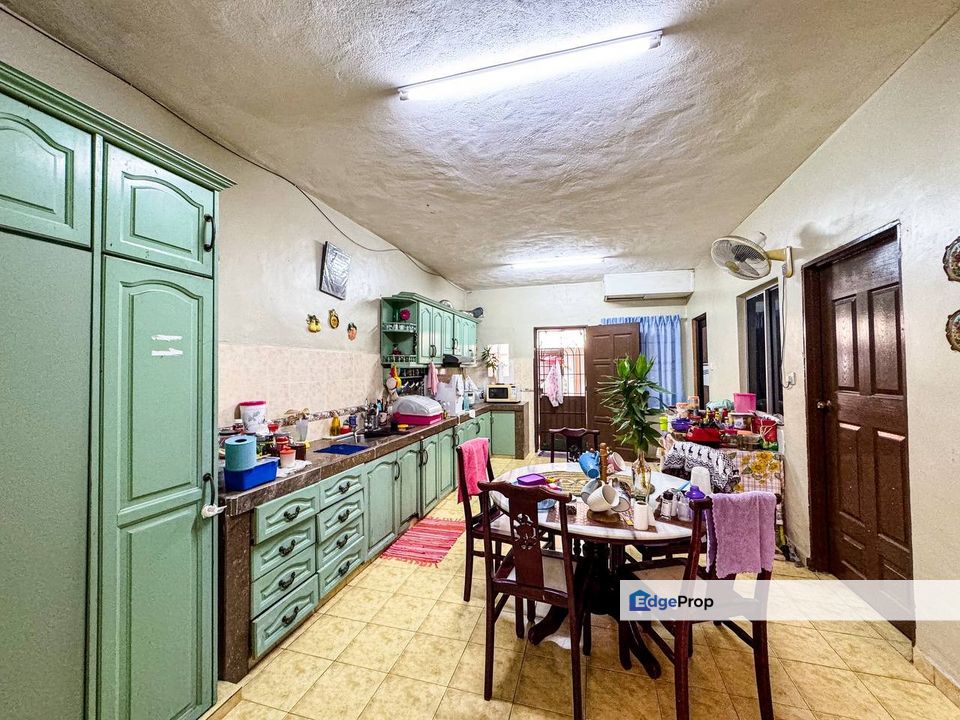 FOR SALE - Renovated with Approved Plan Taman Rawang Perdana, Selangor, Rawang