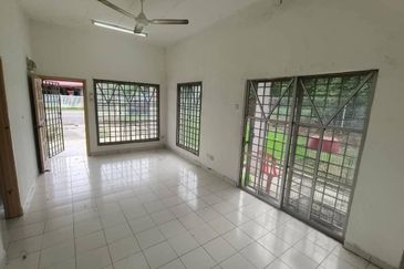 Kota Puteri, Batu Arang