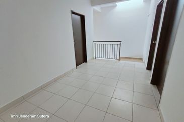 Taman Jenderam Sutera