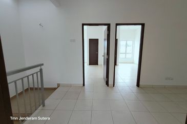 Taman Jenderam Sutera