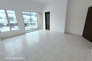 Taman Jenderam Sutera