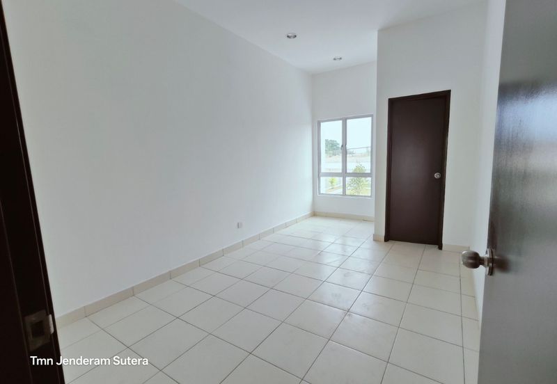 Taman Jenderam Sutera *