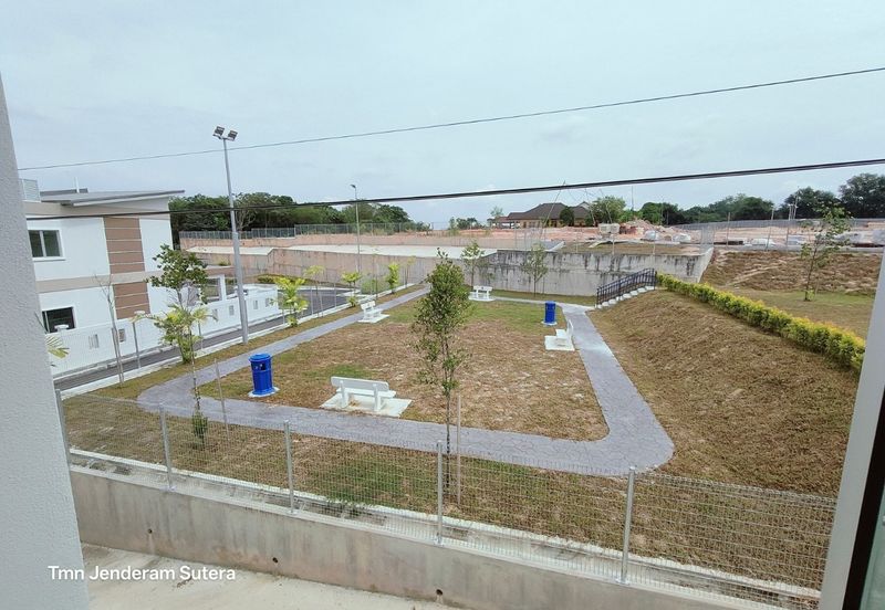 Taman Jenderam Sutera *