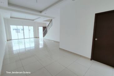 Taman Jenderam Sutera