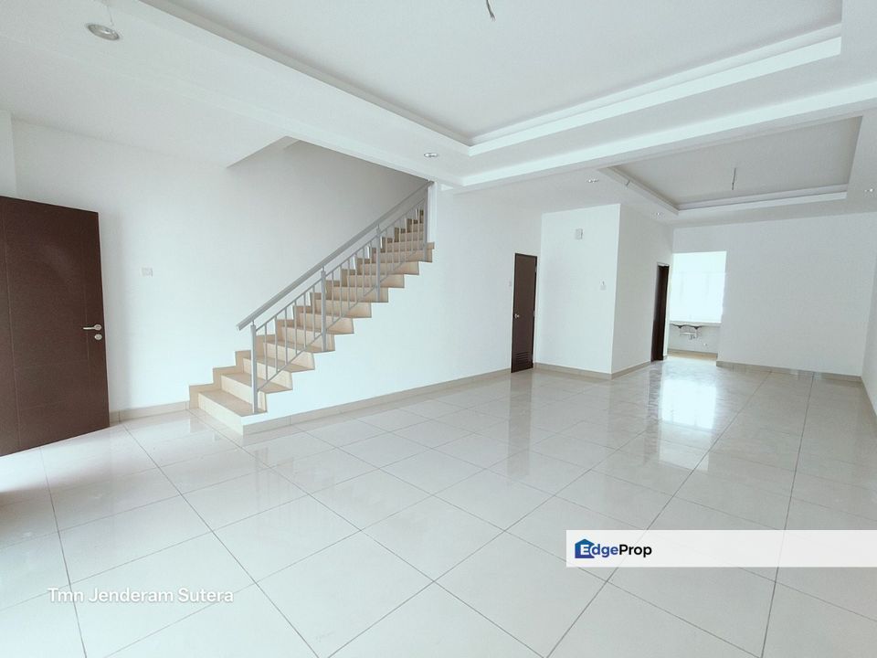 Taman Jenderam Sutera Dengkil Double Storey House , Selangor, Dengkil